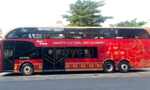 Bus Open Dining Jakarta